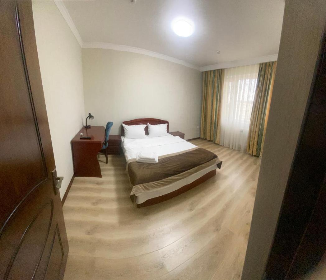 Central Asia Hotel Ташкент Екстериор снимка