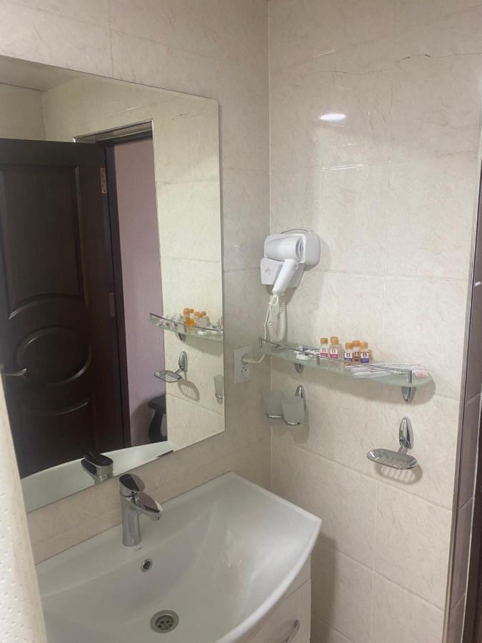 Central Asia Hotel Ташкент Екстериор снимка